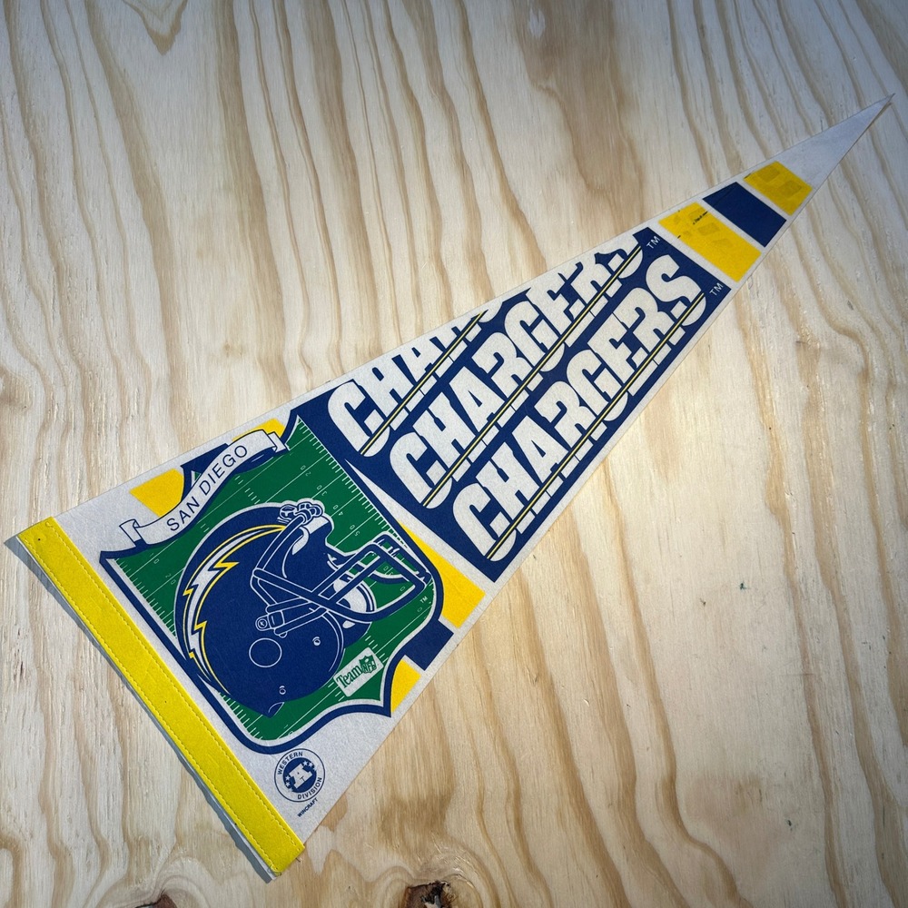 Vintage Wincraft San Diego Chargers NFL Felt Pennant White Blue Yellow Logo